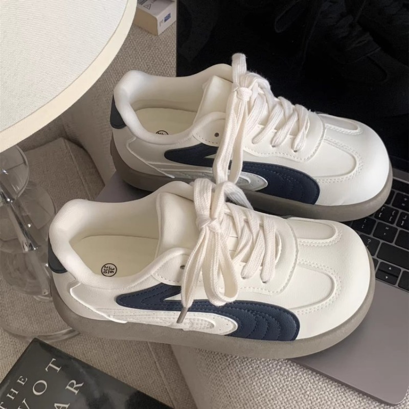 Sewing Cloth - Vintage dames chunky sneakers wit marineblauw